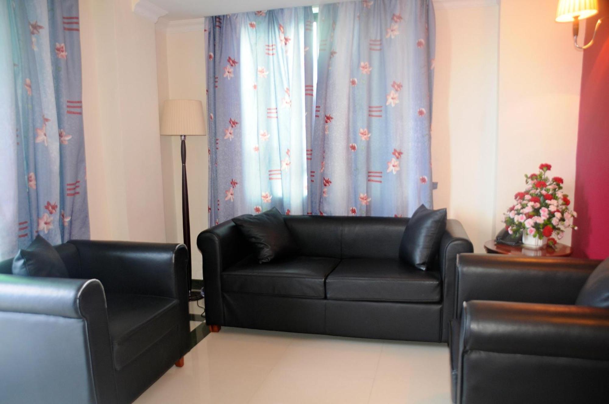 Hotel Nikko Towers Dar es Salaam Quarto foto
